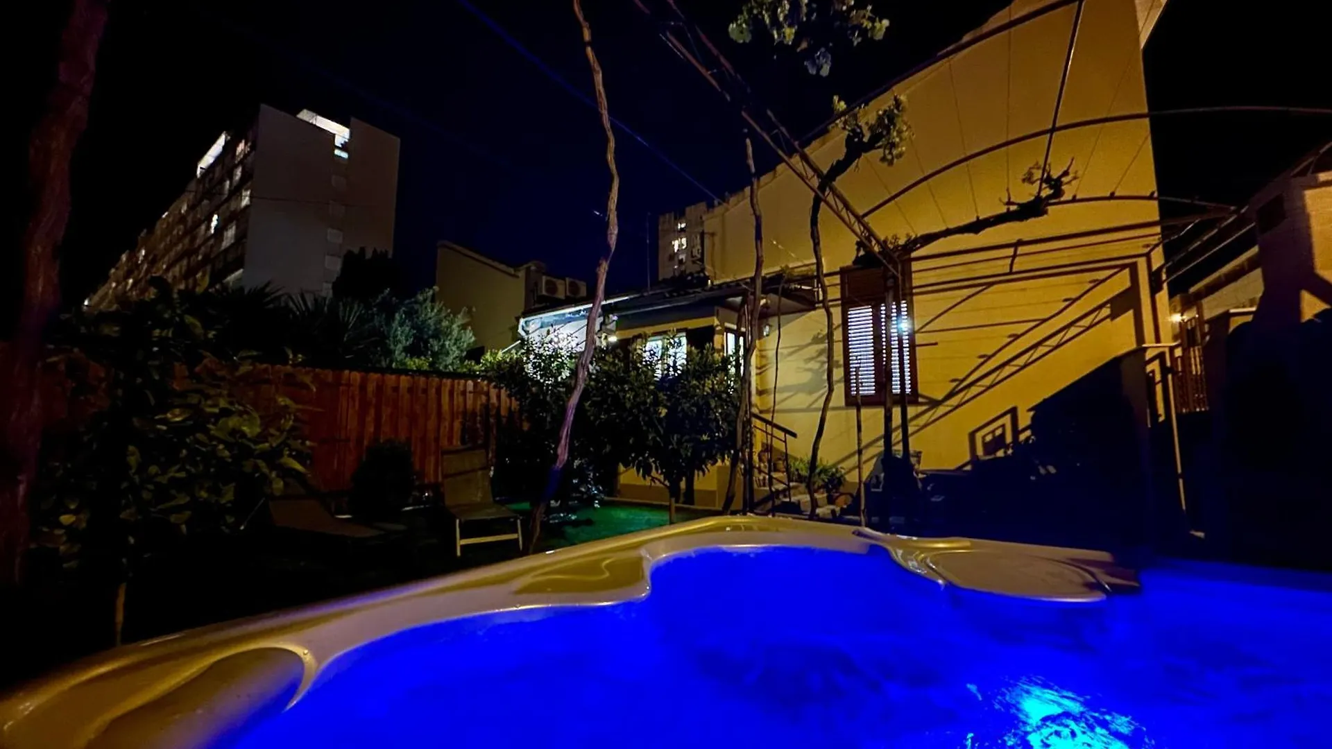 ספליט Antique Garden Villa קרואטיה