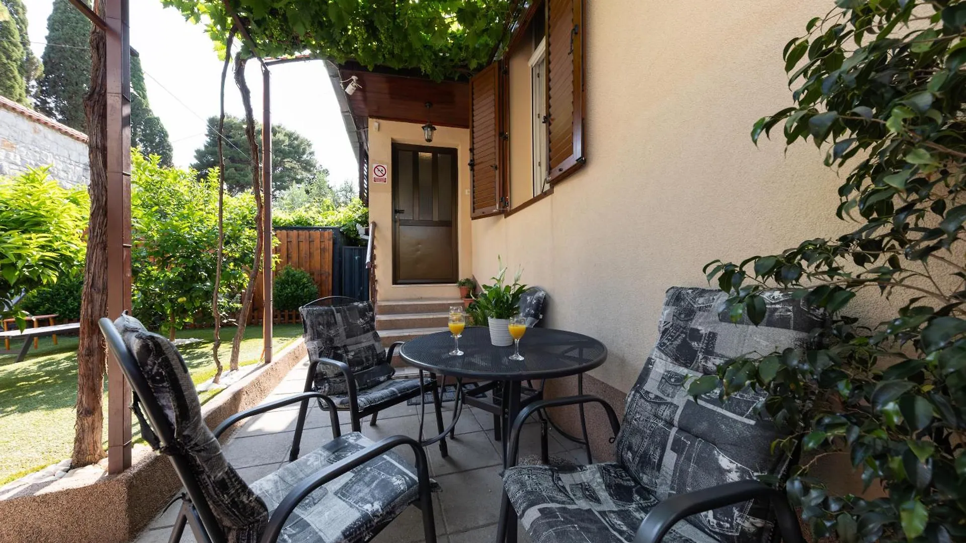 ספליט Antique Garden Villa קרואטיה